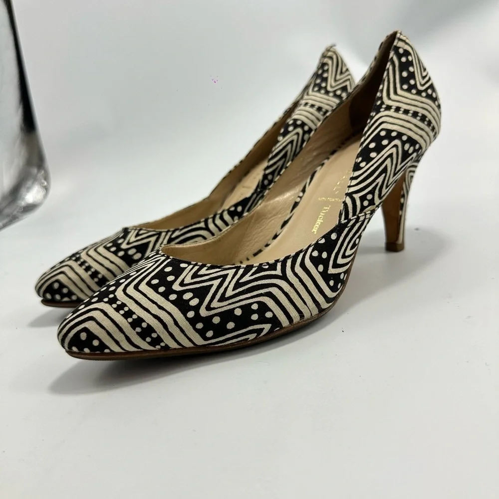 Loeffler Randall x Tucker tamsin printed pointed toe kitten heels size 8.5